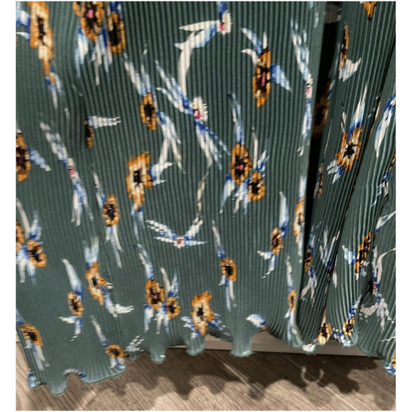 ASTR THE LABEL Teal Multi Floral Sleeveless Jumpsuit - Picture 8 of 9